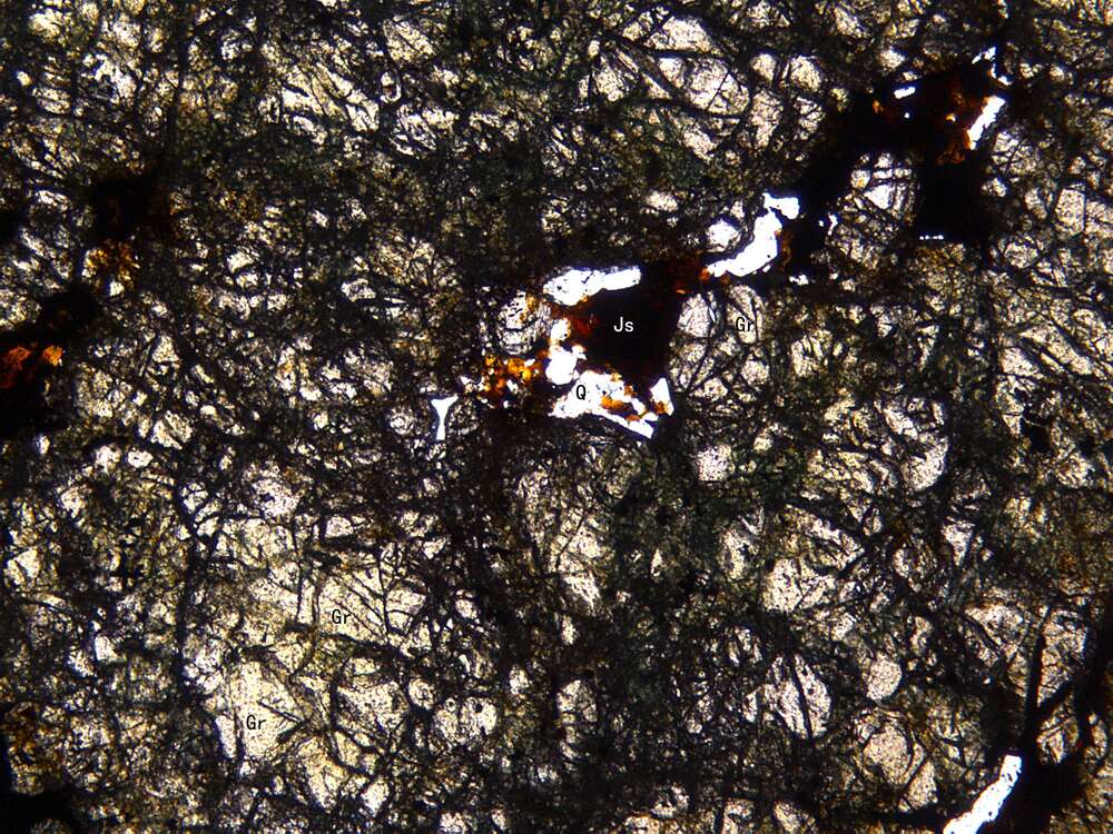 铜矿化碎裂化蚀变石榴石矽卡岩