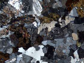 细粒石英闪长岩（铜矿化）