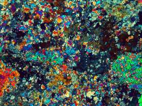 透辉石-绿帘石矽卡岩