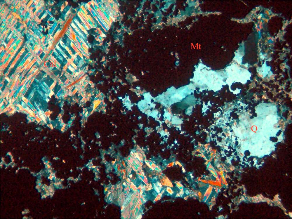 含铜磁铁矿-方解石脉