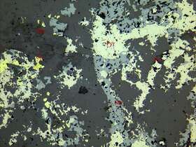 含铜磁铁矿磁黄铁矿矿石