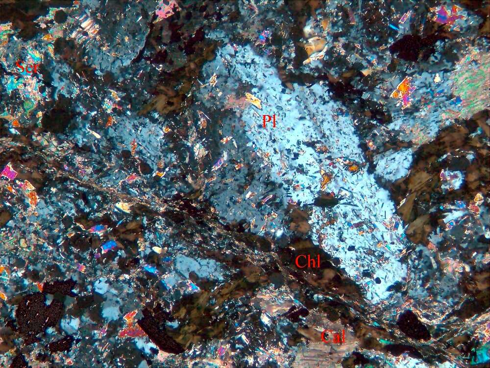 黄铁矿化细粒闪长岩