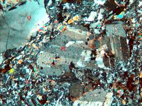 蚀变花岗闪长斑岩