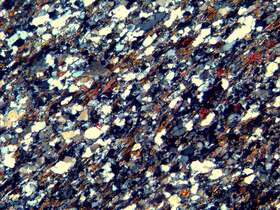 变余细砂状结构