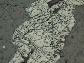 条带状磁铁矿矿石