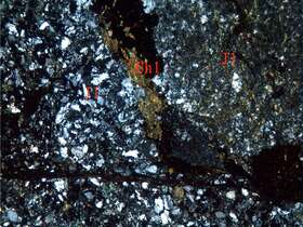 黄铁矿化蚀变火山角砾岩