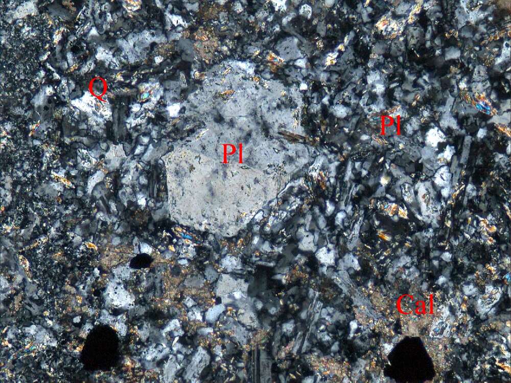蚀变斜长花岗斑岩
