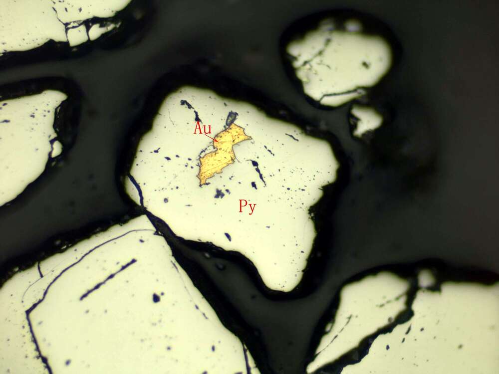 褐铁矿化黄铁矿