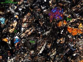 辉长辉绿岩（脉）