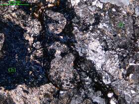 碎裂蚀变闪长岩