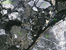 碎裂花岗闪长岩