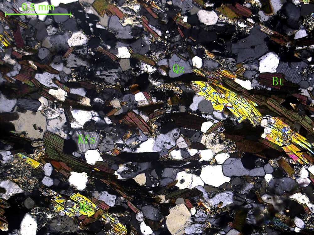 黑云母长石石英片岩