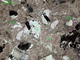 玻屑晶屑凝灰岩
