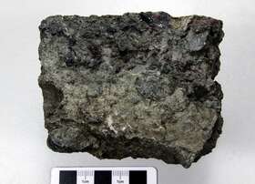 碎裂蚀变火山角砾岩