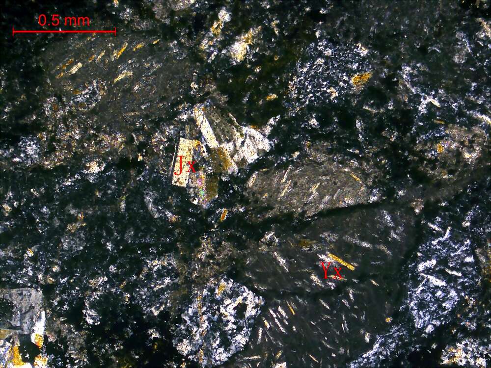 矿化蚀变岩屑凝灰岩