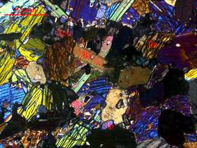 斜长黑云母角闪片麻岩