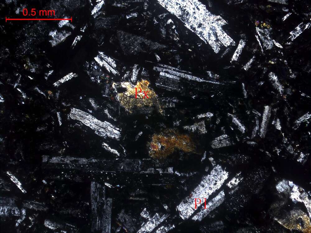 蚀变杏仁状玄武岩