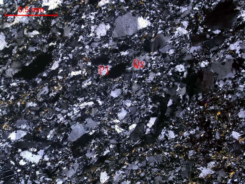 碎裂变砂岩
