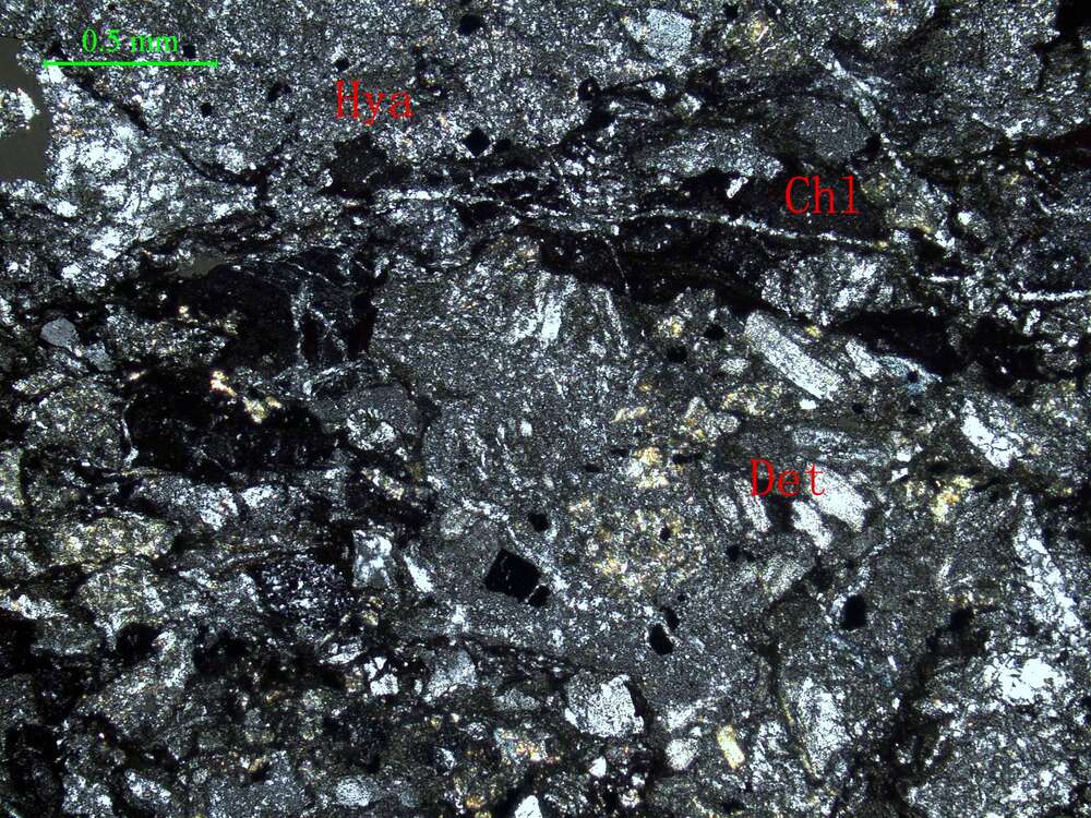 碎裂化蚀变细玻屑凝灰岩