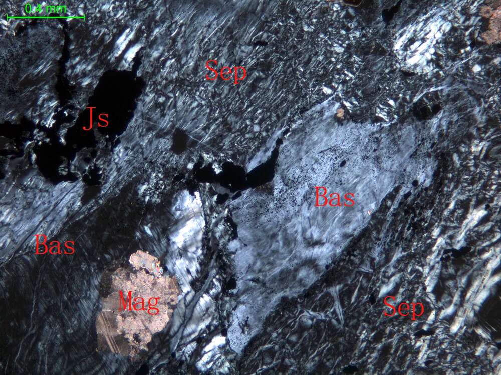 全蛇纹石化斜辉辉橄岩