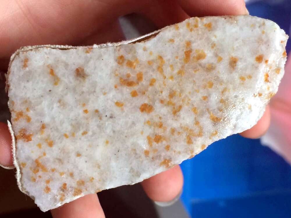 硅镁石大理岩