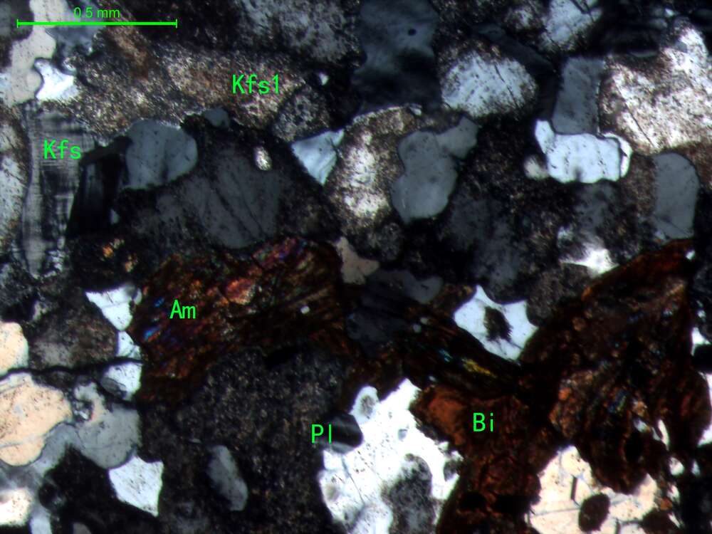 蚀变细粒花岗岩