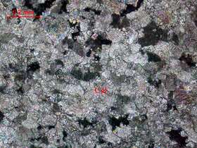 碎裂化孔雀石化大理岩