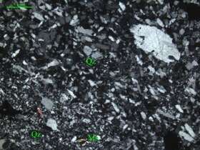 显微-细粒石英岩