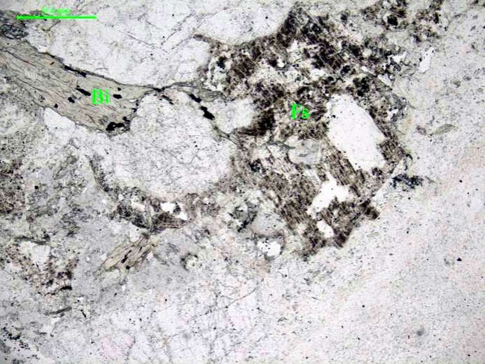 显微粒状石英岩