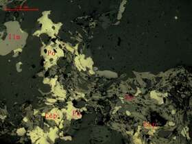 辉钼矿、黄铜矿、磁黄铁矿、石墨