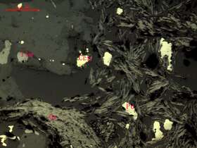 含铜含硫化物石墨矿矿石