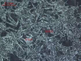 褐铁矿、赤铁矿