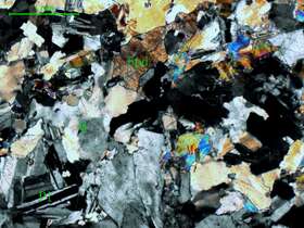 细粒白云母斜长花岗岩