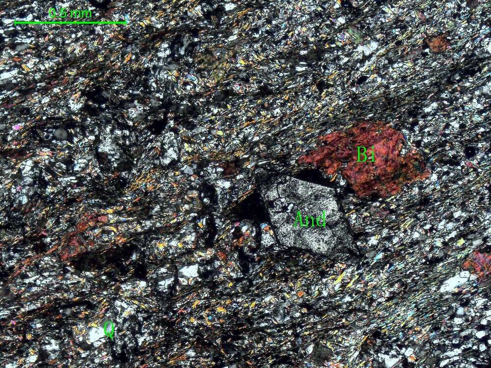 黑云母石英片岩     