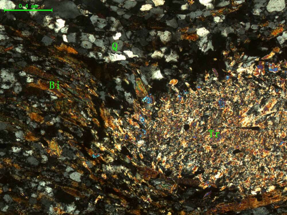 含石榴石黑云母石英片岩