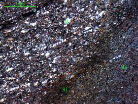 片理化二云母石英片岩