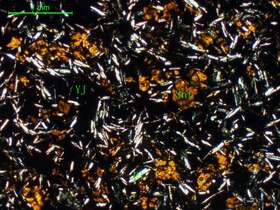 皂石化橄榄玄武岩