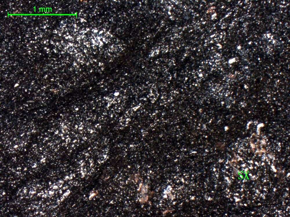 片理化蚀变含角砾岩屑凝灰岩 