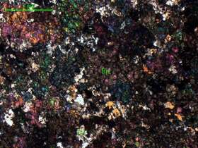 绿帘石辉石蚀变岩（矽卡岩） 