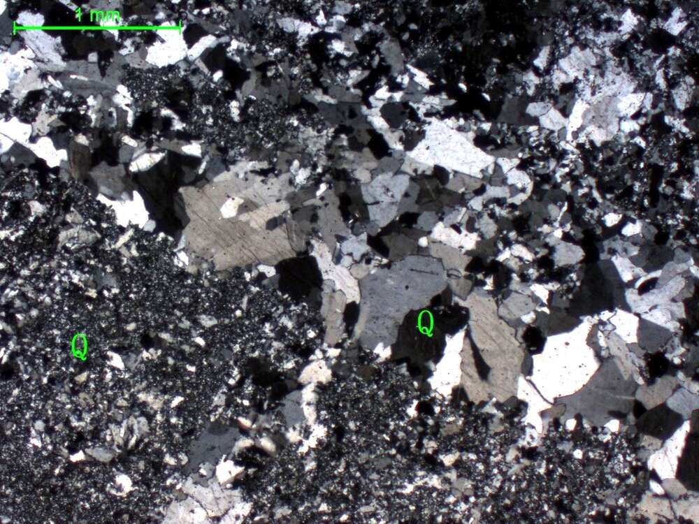 强硅化碎裂化硅质岩