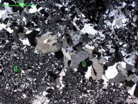 强硅化碎裂化硅质岩