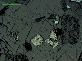 磁铁矿、黄铁矿