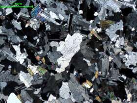 含锂云母花岗伟晶岩